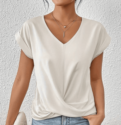 Luna - Tummy tucking V-neck top