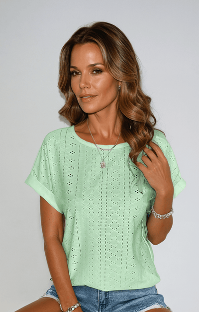 Rhea - Effortless Style, Flattering Fit